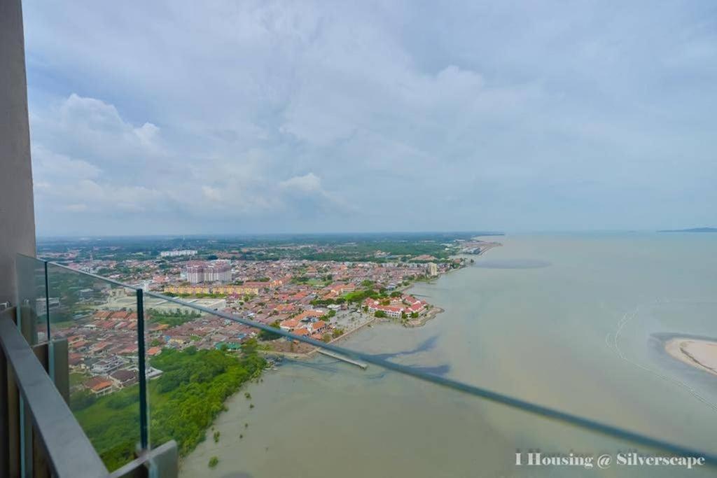 Ken Home Silverscape Block A 5Pax No Wifi Malacca エクステリア 写真