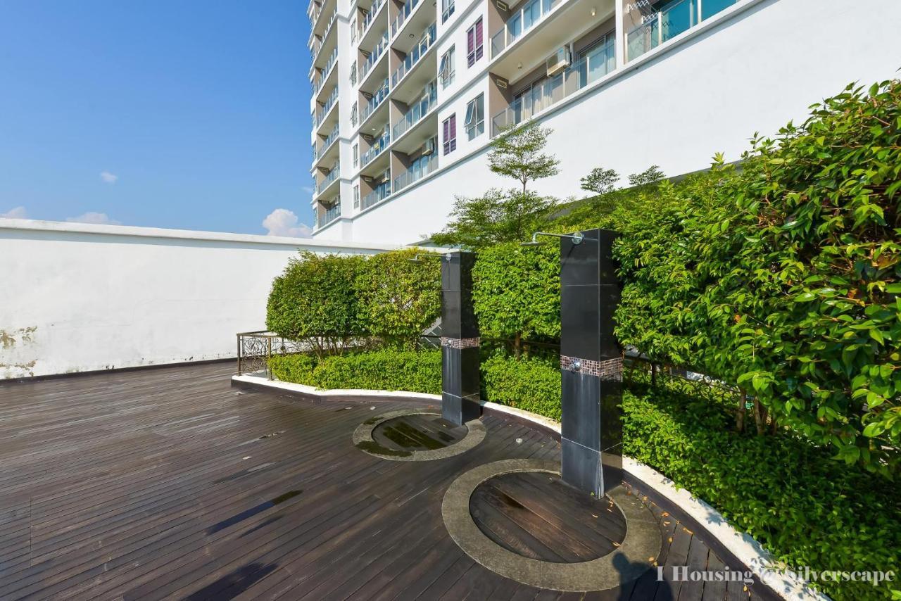 Ken Home Silverscape Block A 5Pax No Wifi Malacca エクステリア 写真