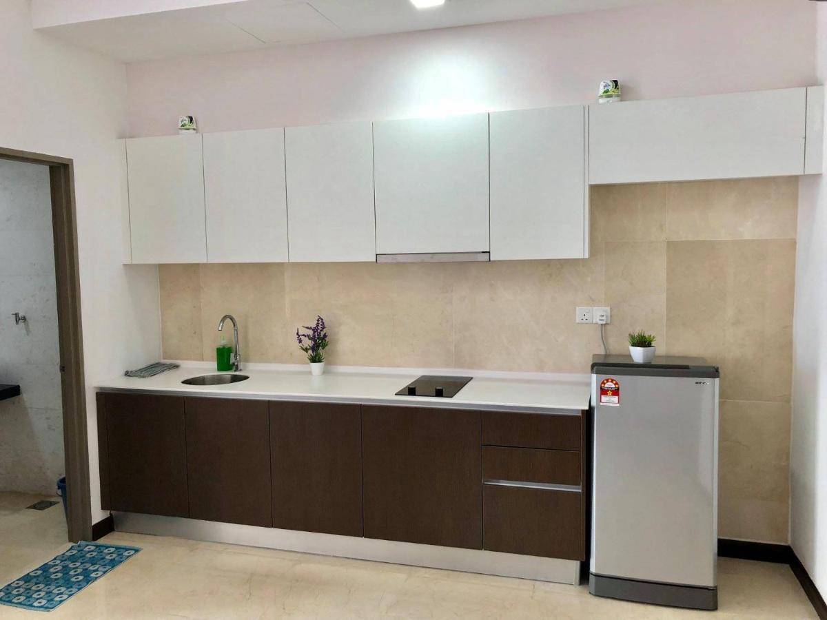 Ken Home Silverscape Block A 5Pax No Wifi Malacca エクステリア 写真
